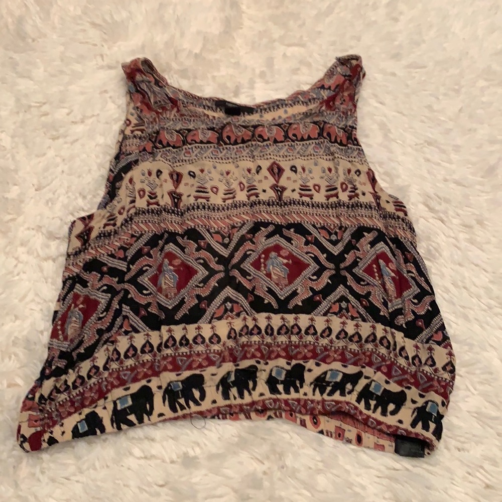 Forever 21 elephant tank top size L